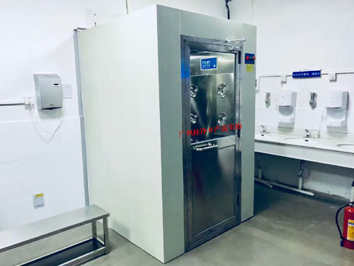 冷板烤漆四人雙吹風(fēng)淋室(產(chǎn)品圖片單開(kāi)門(mén)) 冷板烤漆四人雙吹風(fēng)淋室(產(chǎn)品圖片單開(kāi)門(mén))