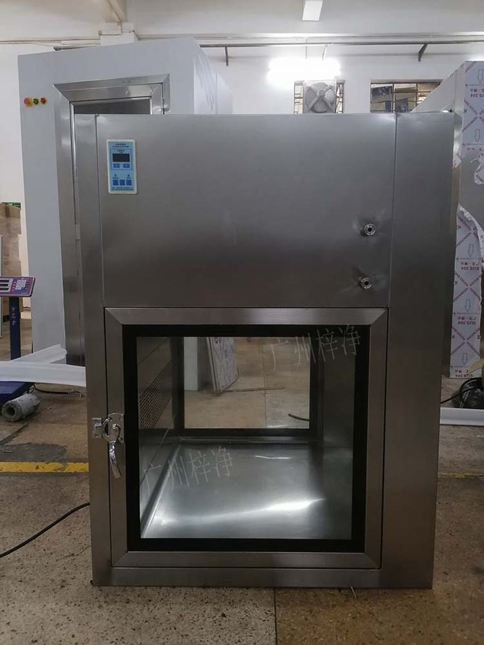 傳遞窗通常包括冷軋鋼板噴塑制作或優(yōu)質(zhì)不銹鋼制作、透明玻璃,紫外線殺菌燈、照明和局部高效過(guò)濾器等。 傳遞窗通常包括冷軋鋼板噴塑制作或優(yōu)質(zhì)不銹鋼制作、透明玻璃,紫外線殺菌燈、照明和局部高效過(guò)濾器等。