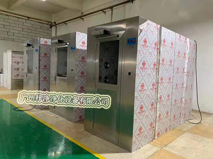 定期對風淋室的功能進行測試，包括風速、過濾效率等，確保風淋室正常運行。